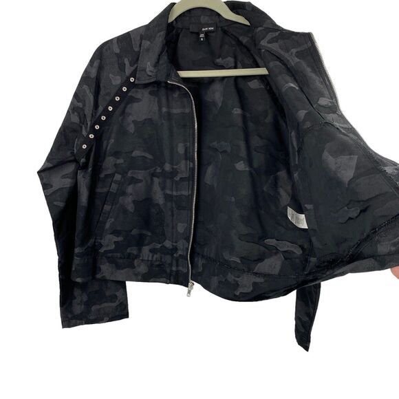 Sun Kim Crop Jacket size Small Black Camo pattern Artsy Snap Details Full Zip - Picture 5 of 11
